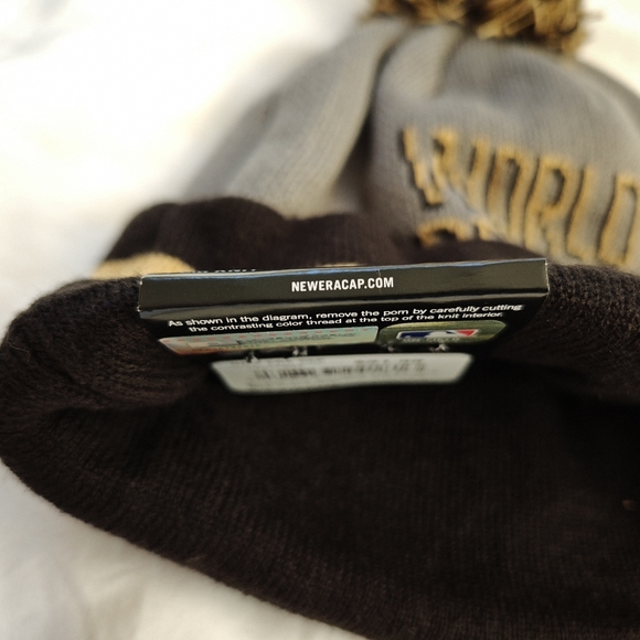 New Era 2024 Los Angeles Dodgers Beanie Locker Room Knit Hat World Series NLCS - Picture 6 of 10